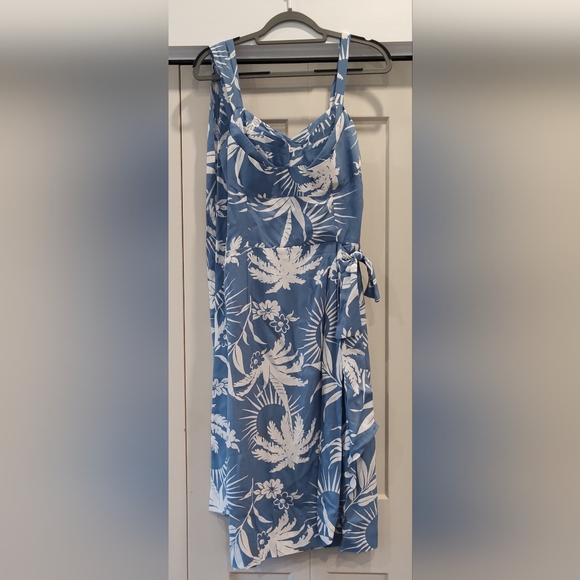 Trashy Diva Bon Voyage Lena Sarong - Picture 4 of 8